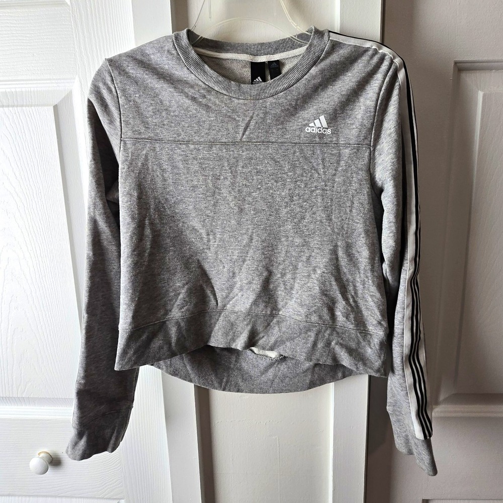 Adidas Sweatshirt Womens XS Gray Crew Neck Pullover Fleece Logo Long Sleeve